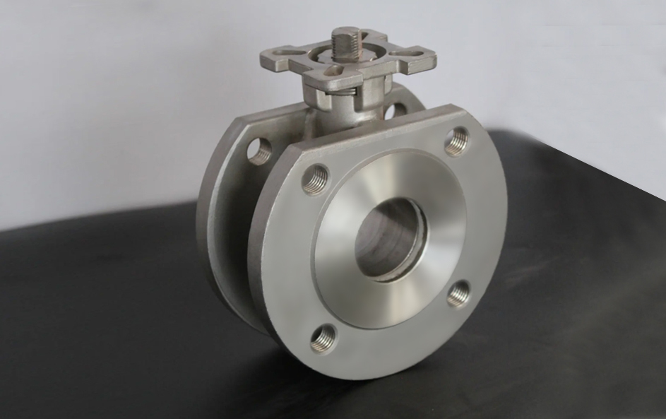 對(duì)夾式高平臺(tái)球閥適用于Class150、PN1.0～2.5MPa、-29~180℃的管路上，用于截?cái)嗷蚪油ü苈分械慕橘|(zhì)